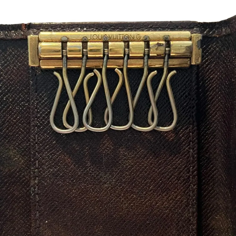 Louis Vuitton Taiga Leather Key Holder (LVXX016)